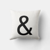 白黒はっきりしたアンパサンド文字 クッション (裏面)