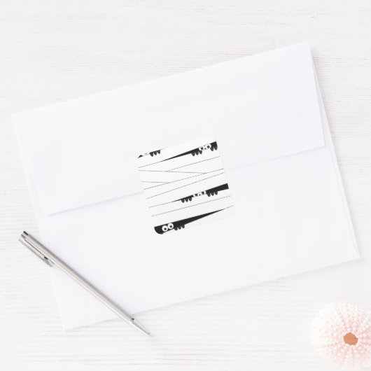 白黒アイピーキングミイラのハロウィーン スクエアシール (封筒)