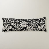 白黒アイボリーファームハウスフローラルパターン ボディピロー (裏面)