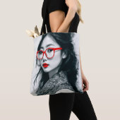 白黒アジアンレディポートレート赤い唇とガラス トートバッグ (クローズアップ)