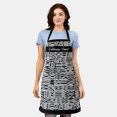 白黒アフリカンケンテK46オールオーバープリント エプロン (着用した状態)