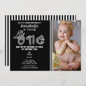 白黒ウィッチハロウィーン写真1ST誕生日 招待状 (正面/裏面)