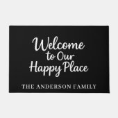 白黒ウェルカムハッピープレイスファミリー ドアマット (正面)