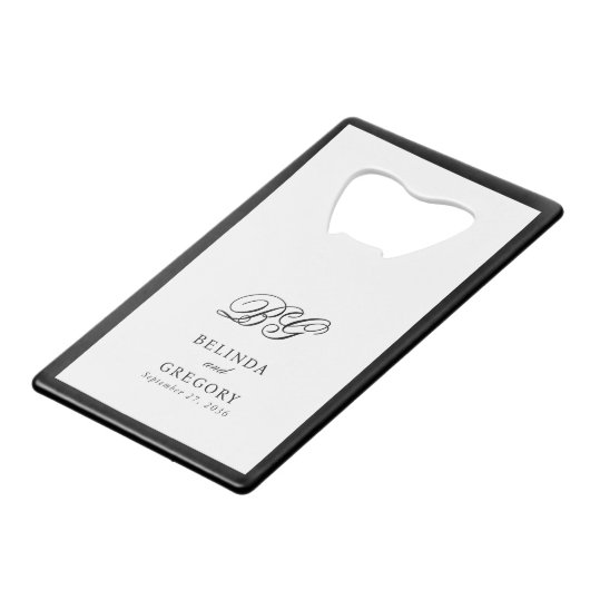 白黒エレガントモノグラム結婚式の引き出物 クレジットカード栓抜き (正面アングル)