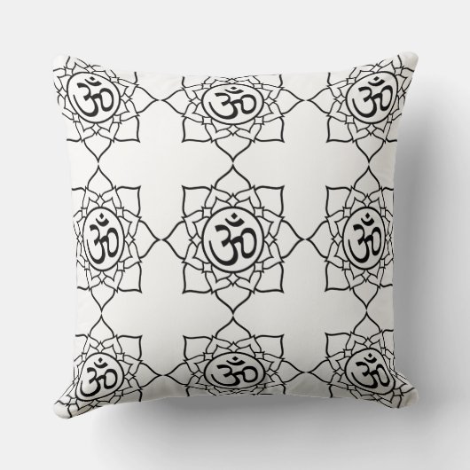 白黒オムヨガマンダラピロー絵を描ブ クッション (裏面)