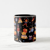 白黒カーニバル子供の誕生日回路パターン ツートーンマグカップ (中央)