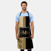 白黒キリン柄 エプロン (着用した状態)