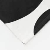 白黒キリン模様 フリースブランケット (角)