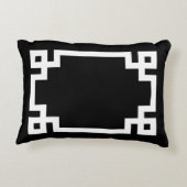 白黒ギリシャ鍵フレーム#2イニシャルモノグラム アクセントクッション (裏面)