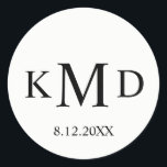 白黒クラシックモノグラム新婦結婚郎 ラウンドシール<br><div class="desc">クラシック白黒エレガントモノグラム結婚式用シール。新婦、新郎、姓イニシャル。背景色は配色に合わせて変更できる。披露宴テーブルの装飾、封筒、好み感謝していに最適…より多くのバリエーションのデザ連絡イナーに最適。</div>