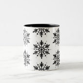 白黒グラフィックミニマルスノーフレーク ツートーンマグカップ (中央)