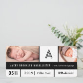 白黒グリッド数々のベビー統計2写真誕生 案内状 (スタンド正面)