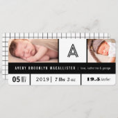 白黒グリッド数々のベビー統計2写真誕生 案内状 (正面/裏面)