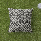 白黒コントラスト アウトドアクッション (芝生)