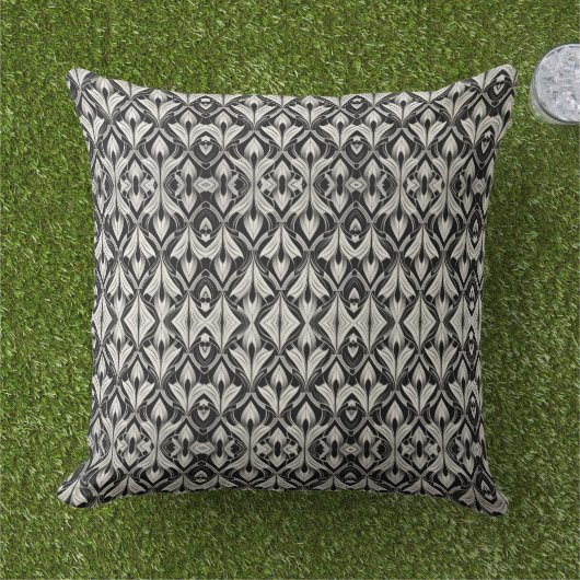 白黒コントラスト アウトドアクッション (芝生)