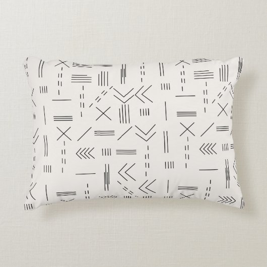 白黒ゴージャスモダンな幾何学模様 アクセントクッション (正面)