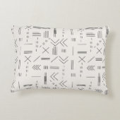 白黒ゴージャスモダンな幾何学模様 アクセントクッション (裏面)