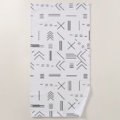 白黒ゴージャスモダンな幾何学模様 ビーチタオル (正面)