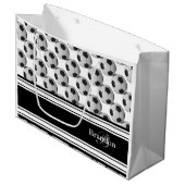 白黒サッカーボールを個人化して下さい ラージペーパーバッグ (正面アングル)