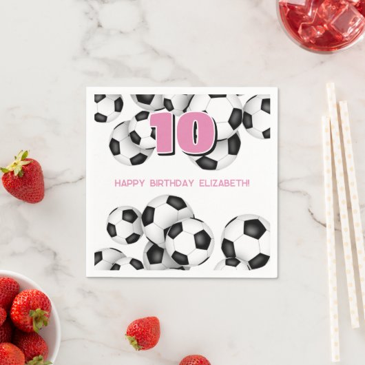 白黒サッカーボール子供の誕生日パーティー スタンダードカクテルナプキン (インサイチュ)