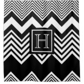 白黒シェブロン シャワーカーテン (正面)