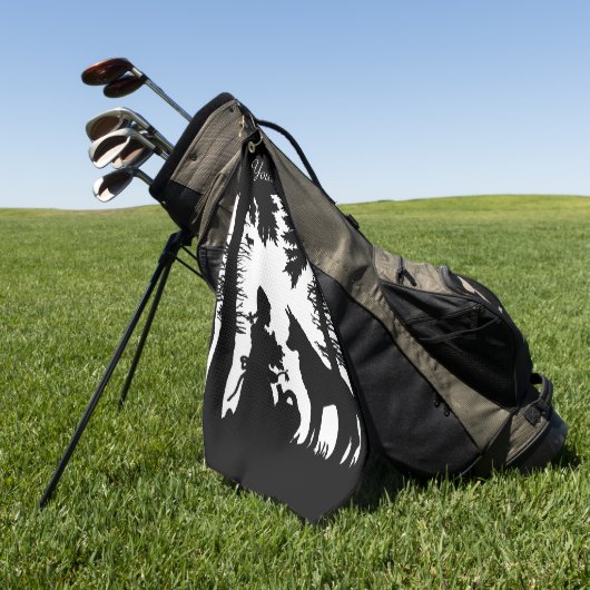 白黒シルエット乗馬フードinウッズウルフ ゴルフタオル (グリーン)