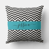 白黒ジグザグパーソナライズされた装飾用クッション クッション (裏面)