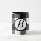 白黒スクウェア市松模様にバッファロープレイド マグカップ (中央)