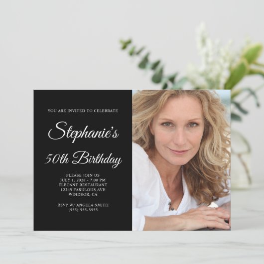 白黒スクリプエレガントト写真50誕生日 招待状 (スタンド正面)