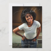 白黒スクリプトフォトコラージュ卒業 招待状 (正面)