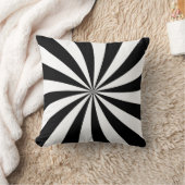 白黒ストライプのなスターバストの枕 クッション (ブランケット)