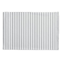 白黒ストライプの枕