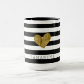 白黒ストライプの金ゴールドのハート マグカップ (中央)