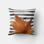 白黒ストライプズ水彩葉素朴秋 クッション (裏面)