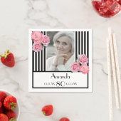 白黒ストライプフローラ写真80歳の誕生日 スタンダードカクテルナプキン (インサイチュ)