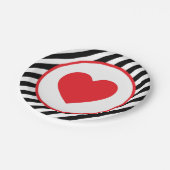 白黒ストライプ赤いハート ペーパープレート (アングル)