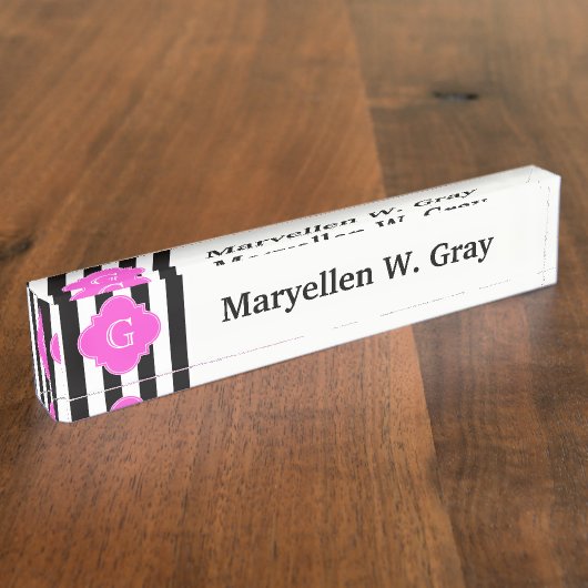 白黒ストライプ、ホットピンククローバーモノグラム デスクネームプレート (側面)