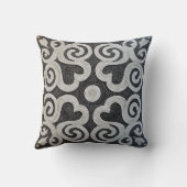 白黒スパイラルモザイク クッション (裏面)