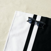 白黒スポーツストライプの名前と番号 ビーチタオル (インサイチュ)