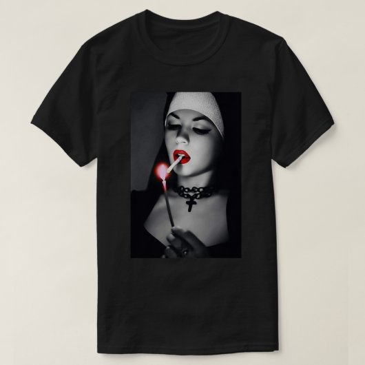 白黒セクシーヌン喫煙たばこ Tシャツ (デザイン正面)
