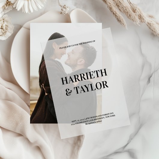 白黒センタリングはっきりしたモノグラム結婚ズ ベラム紙招待状