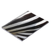 白黒ゼブラのヘアのストライプ ノートブック (左側)