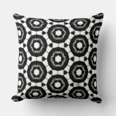 白黒タイルのパタークラシックン クッション (正面)