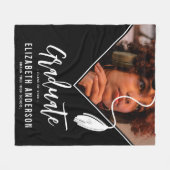 白黒タッセルキャップ写真卒業 フリースブランケット (正面(横))