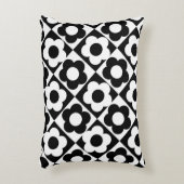 白黒ダイヤモンドチェックフラワーパターン アクセントクッション (正面(垂直))