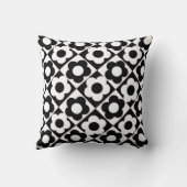 白黒ダイヤモンドチェックフラワーパターン クッション (裏面)
