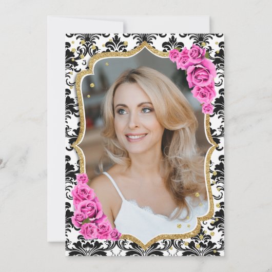 白黒ダマスクピンクローズ写真50誕生日 招待状 (裏面)