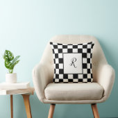 白黒チェッカーボードデザインとモノグラム クッション (椅子)