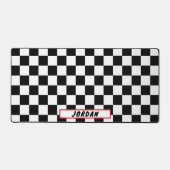 白黒チェッカーボードパタパーソナライズされたーン デスクマット (正面)