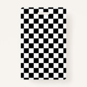 白黒チェッカーボードパターン誕生日 バッジ (裏面)